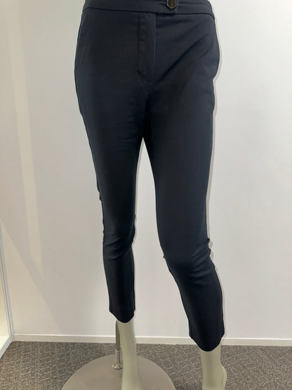 PANTALON NOIR A PINCE POUR FEMME